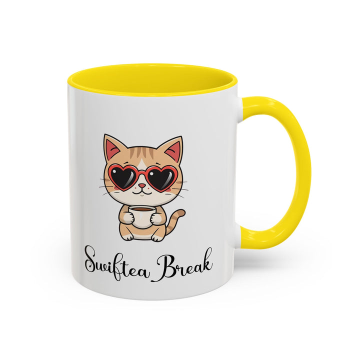 Mug "Swiftea Break" – Tasse chat mignon avec lunettes cœur, cadeau original pour les amateurs de thé et fans de l'icone - MoodElle